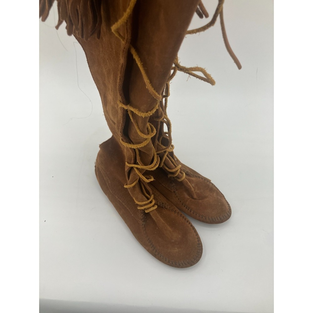 Minnetonka Moccasin Boots Women's 7 Brown Suede Fringe Detail Lace Up Knee-High